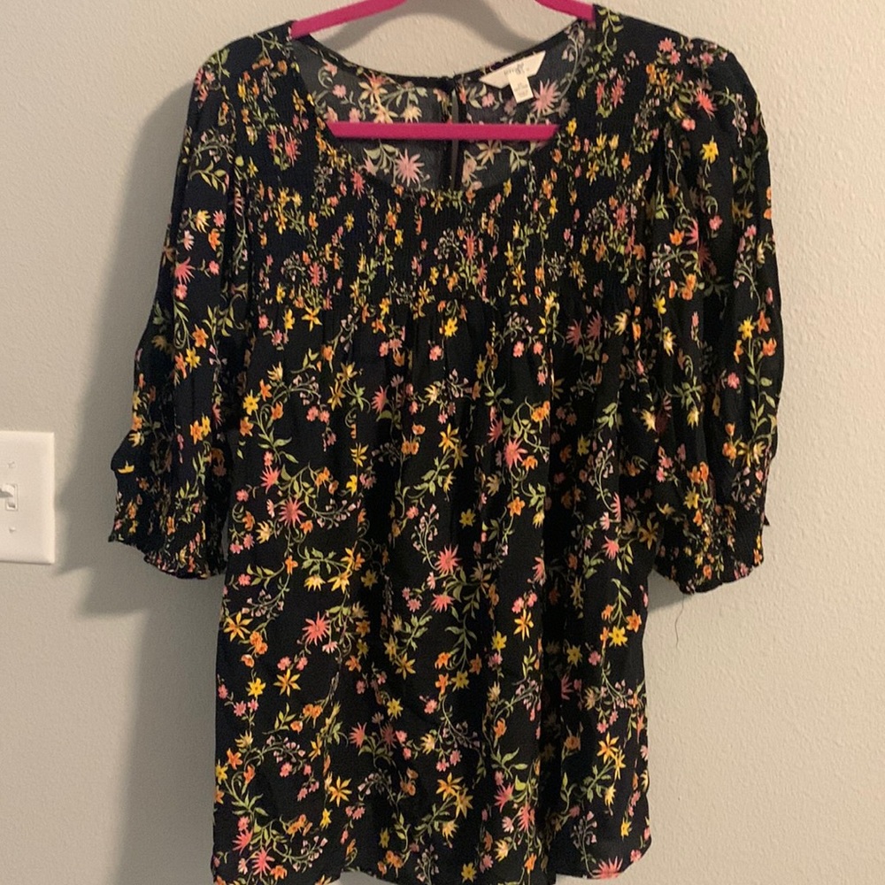 Women’s top, black multi color